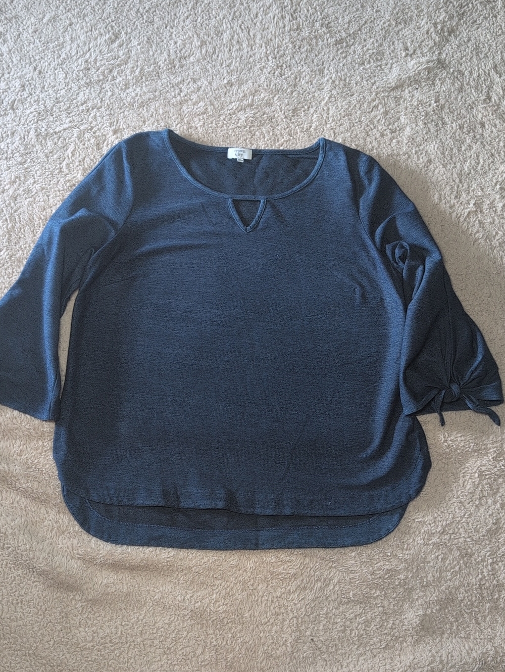 Crown & Ivy Navy Tie-Sleeve 3/4 Sleeve Scoop Neck Top Ladies Size Large
